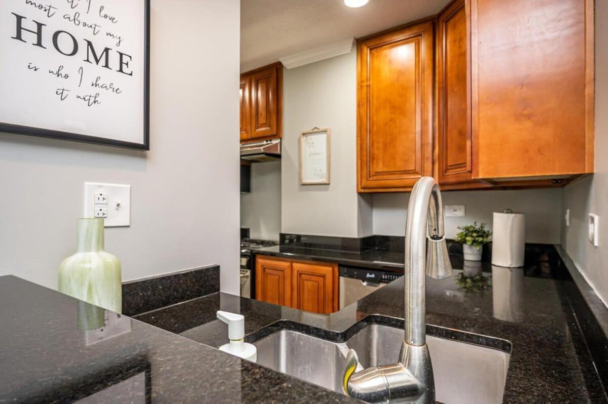 Downtown! 24H Concierge! Private Balcony! 11K Atlanta Exterior foto